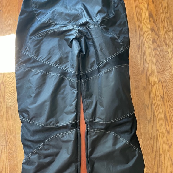 Reebok 5k roller hockey pants - Picture 4 of 5